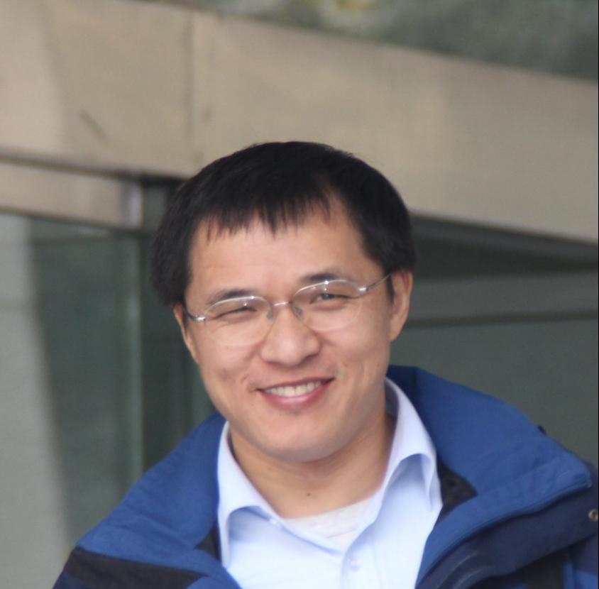龙启铭